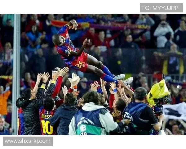 N字母开头的足球明星盘点他们在绿茵场上的传奇故事与成就